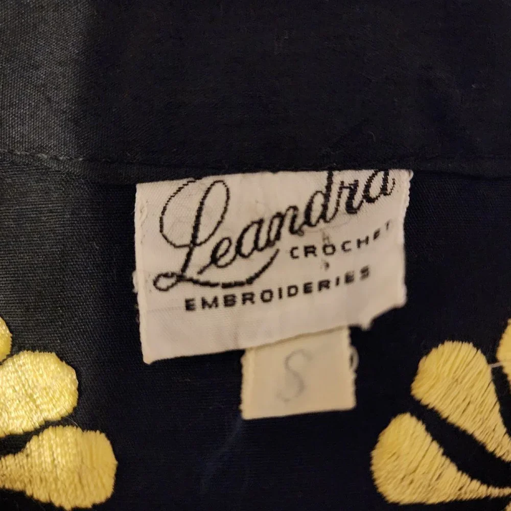 1960's-70's Leandra Crochet & Embroideries Label Tunic Top W/Colorful Embroidery - Picture 5 of 9